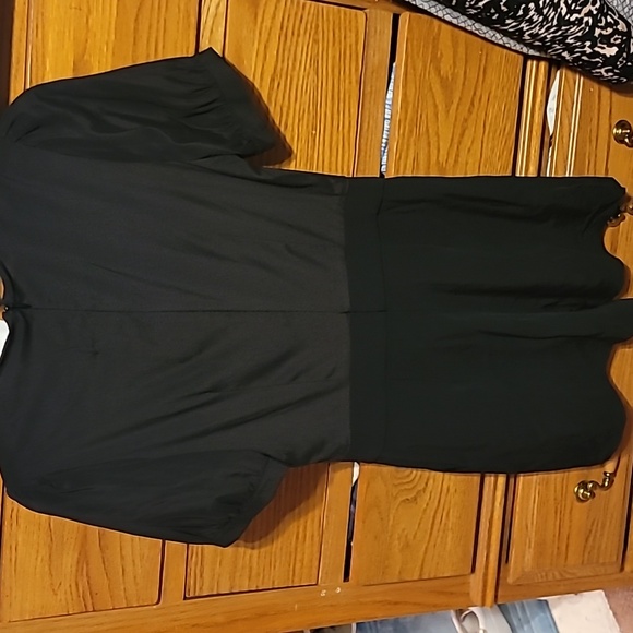 Goop black jumpsuit. Looks amazing on! - Picture 6 of 8